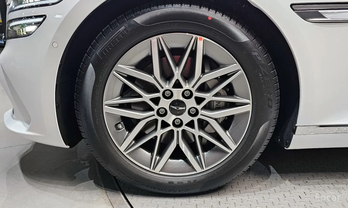 Фото 5 - Genesis G80