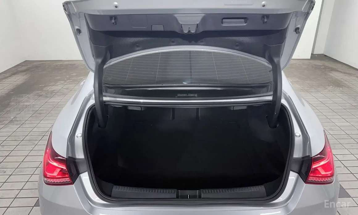 Фото 11 - Mercedes-Benz CLA-Class