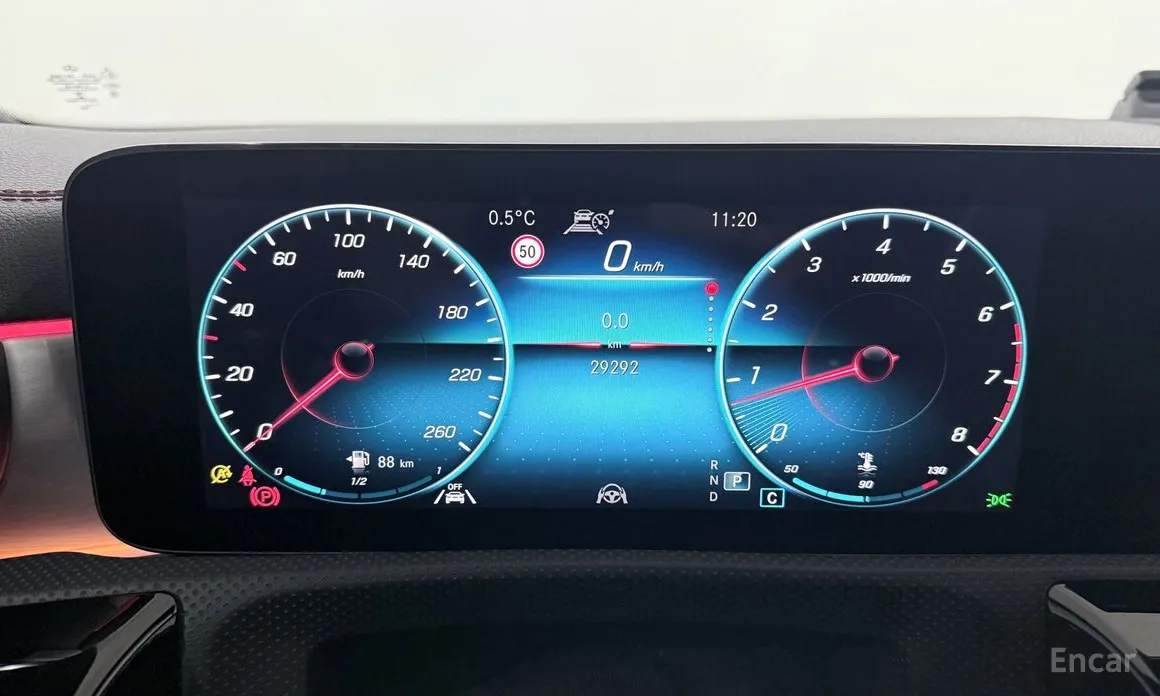 Фото 8 - Mercedes-Benz CLA-Class