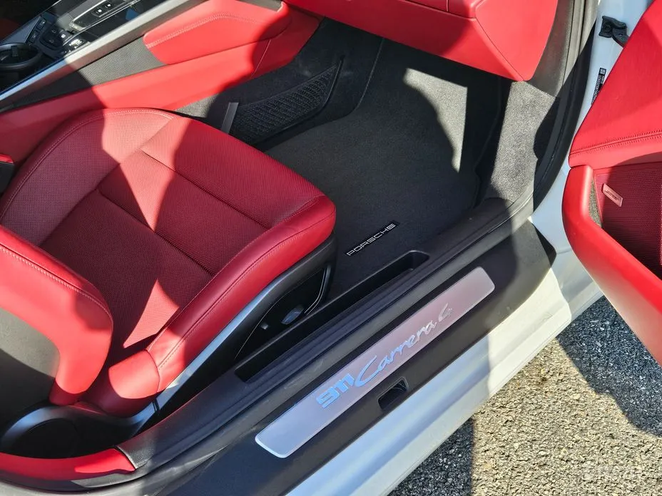 Фото 18 - Porsche 911