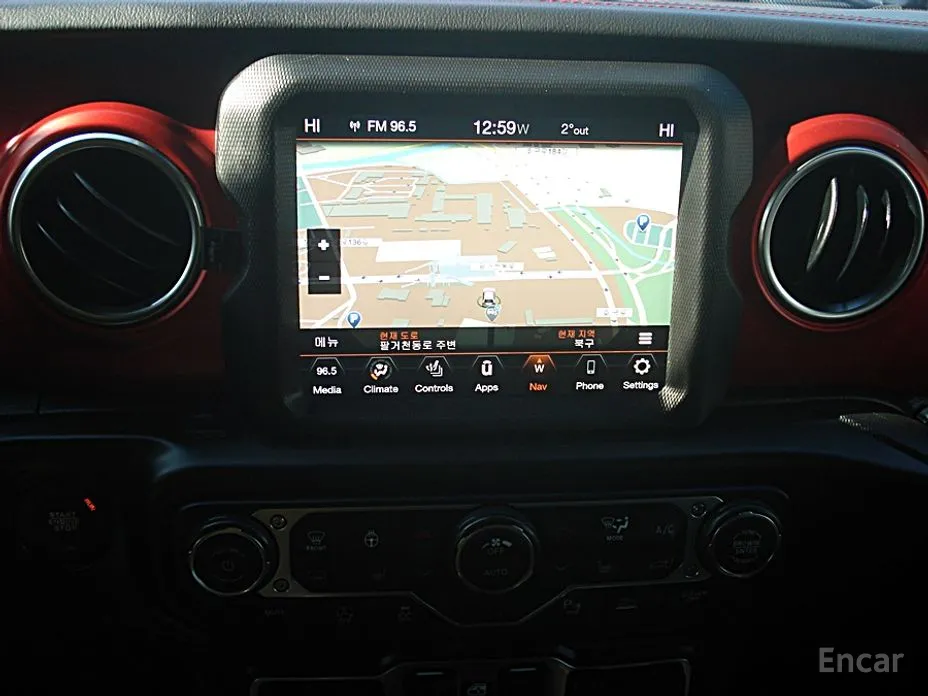 Фото 16 - Jeep Gladiator