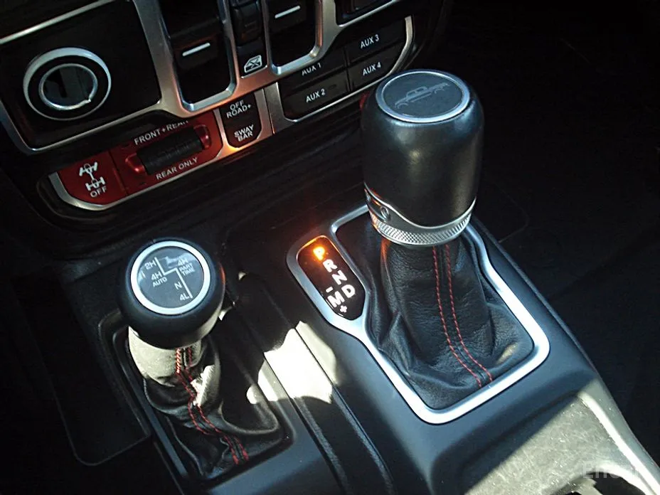 Фото 9 - Jeep Gladiator