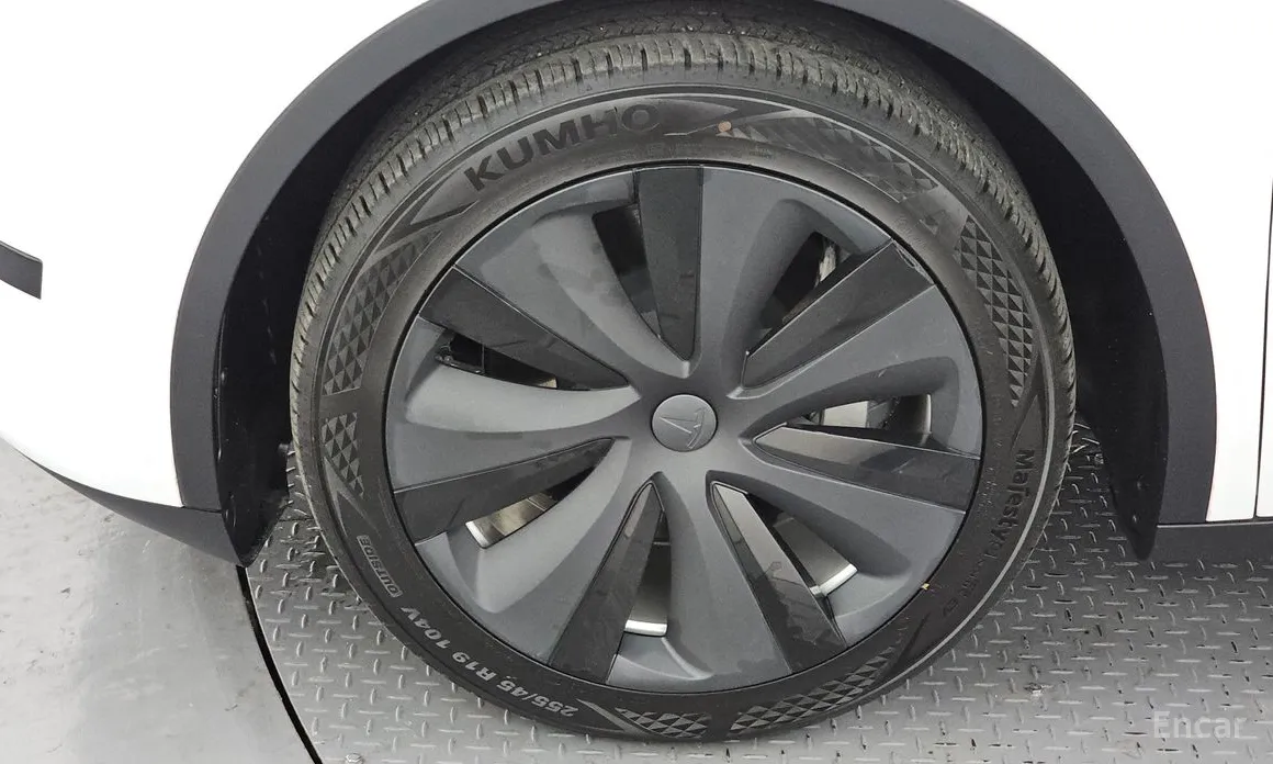 Фото 5 - Tesla Model Y