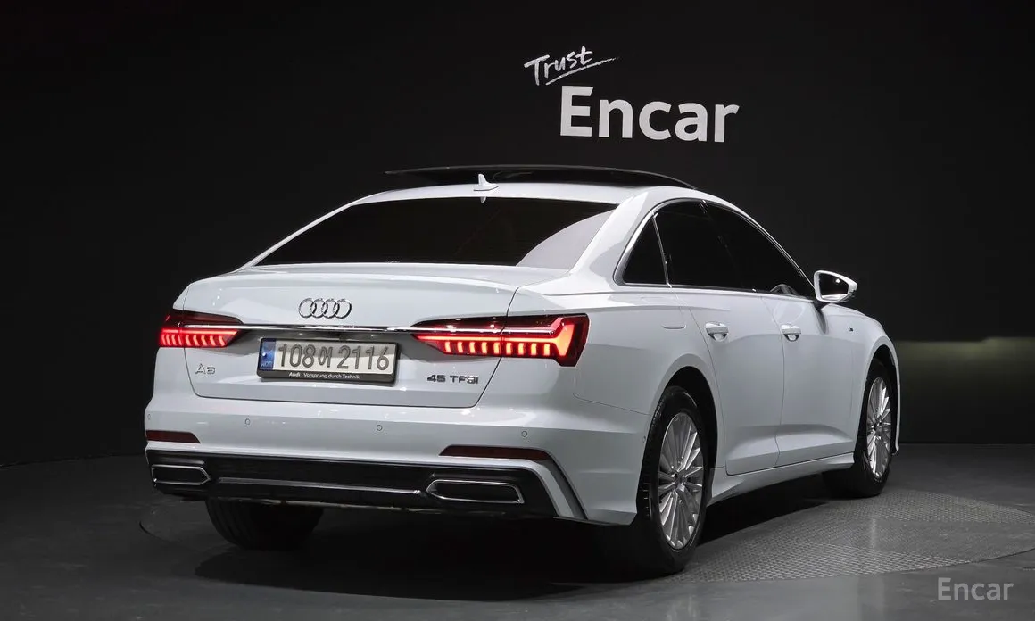 Фото 2 - Audi A6