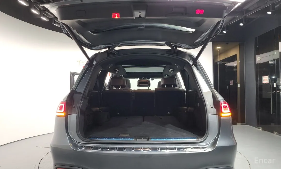 Фото 20 - Mercedes-Benz GLS-Class