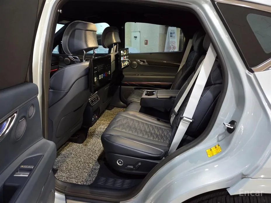 Фото 7 - Genesis GV80