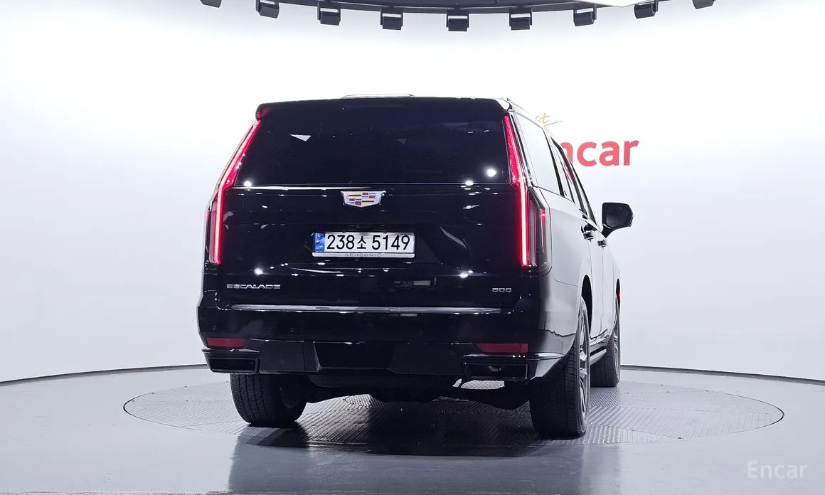 Фото 4 - Cadillac Escalade