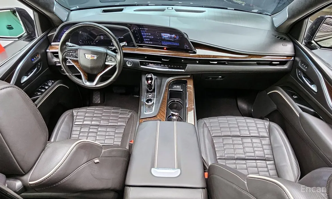 Фото 7 - Cadillac Escalade