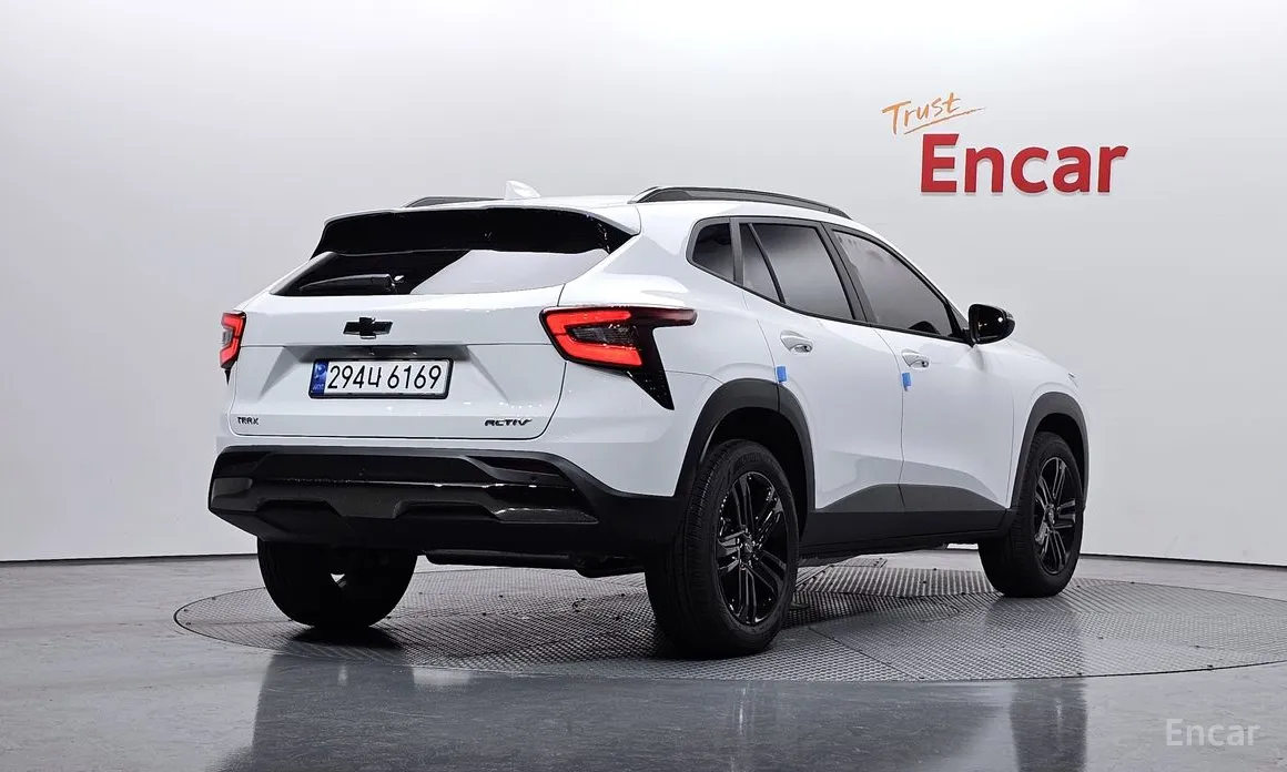 Фото 2 - Chevrolet Trax