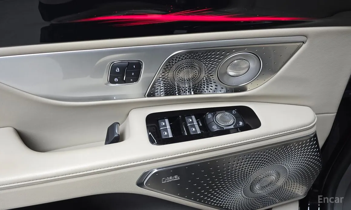 Фото 18 - Lincoln Nautilus