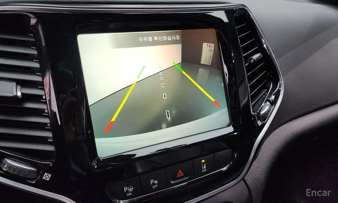 Фото 15 - Jeep Cherokee