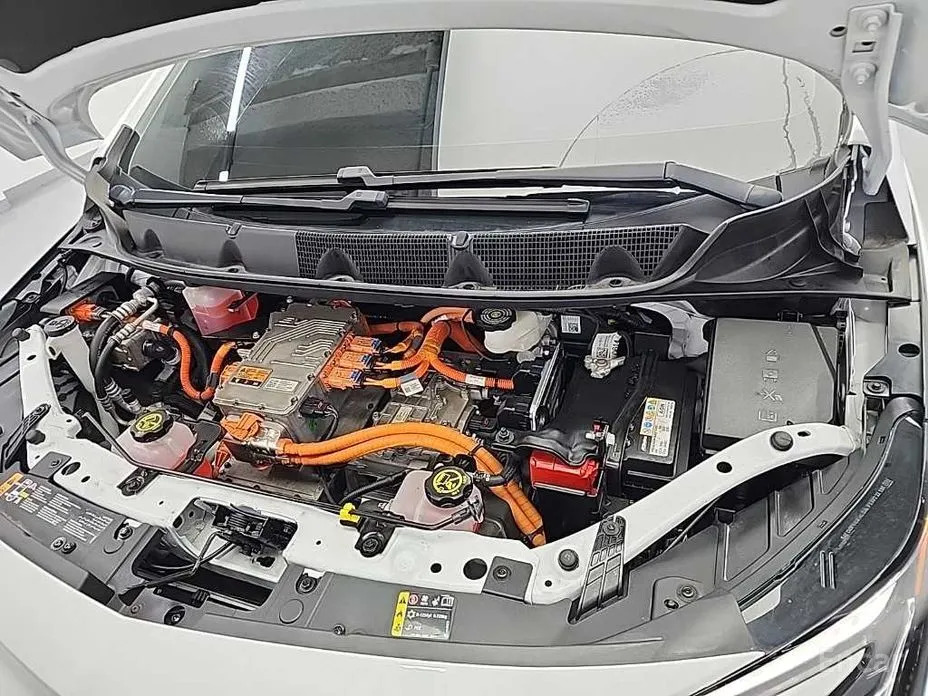Фото 5 - Chevrolet Bolt EV