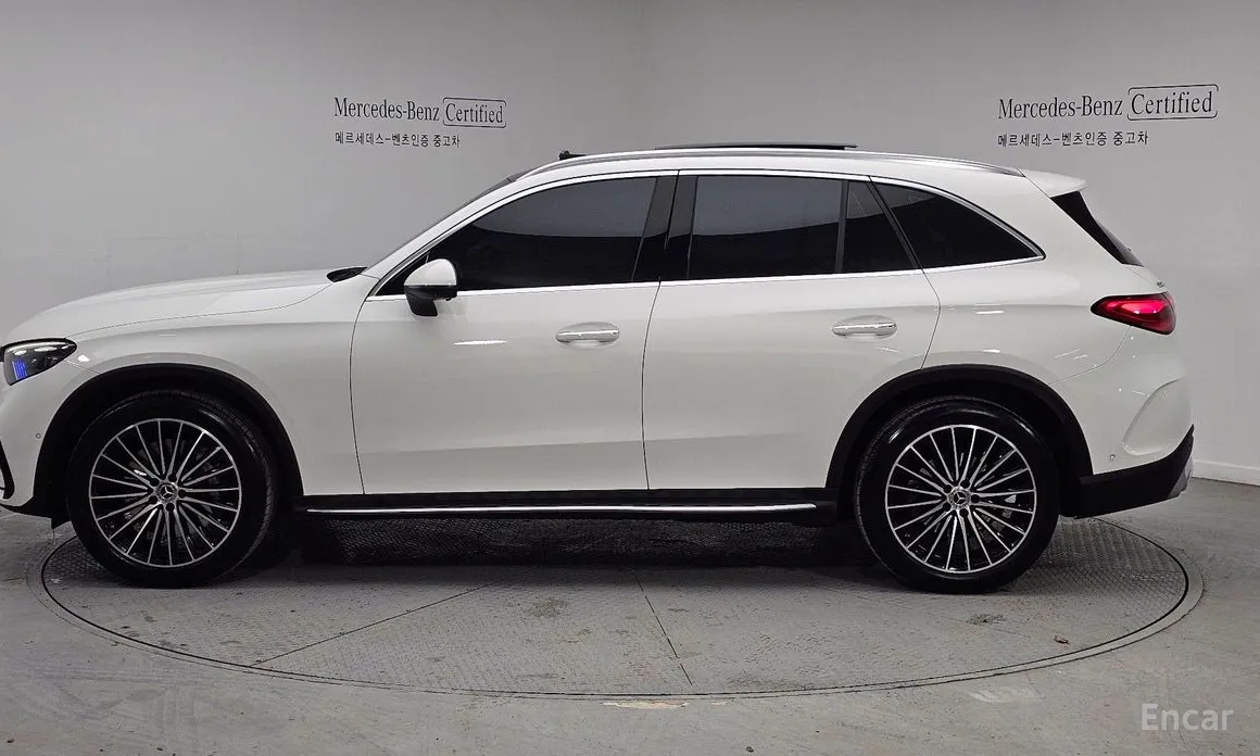 Фото 11 - Mercedes-Benz GLC-Class