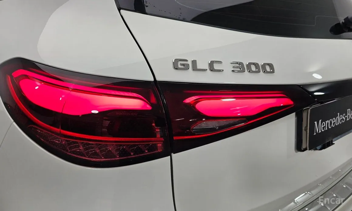 Фото 15 - Mercedes-Benz GLC-Class