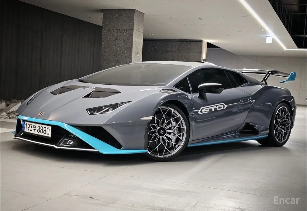 Фото 2 - Lamborghini Huracan