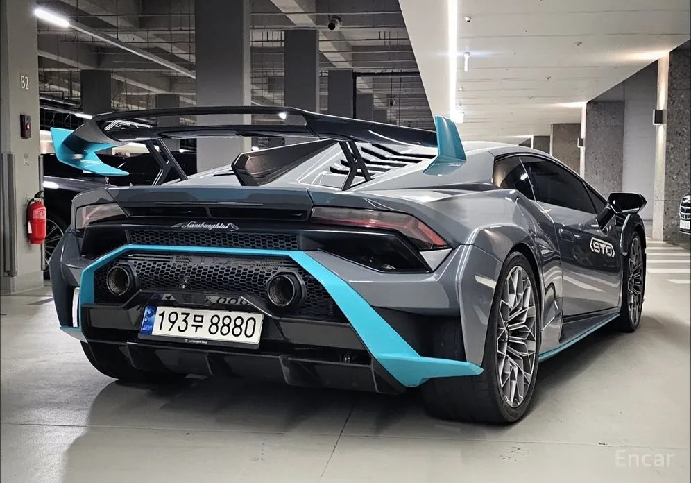 Фото 4 - Lamborghini Huracan