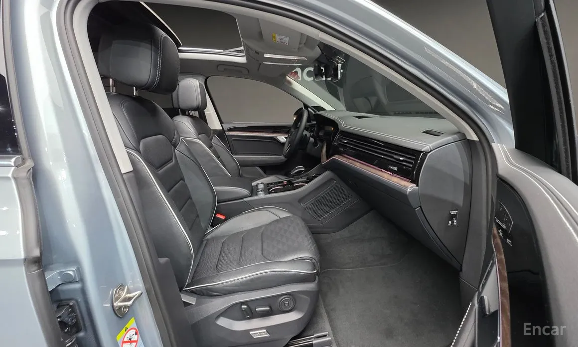 Фото 10 - Volkswagen Touareg