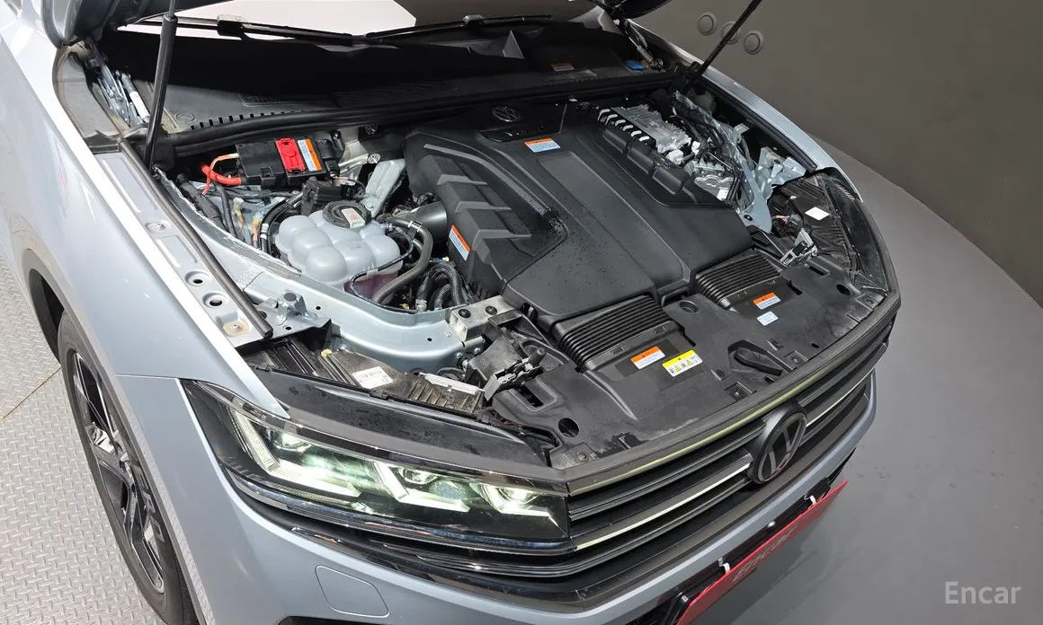 Фото 6 - Volkswagen Touareg