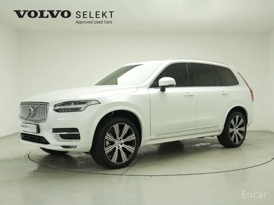 Фото 1 - Volvo XC90