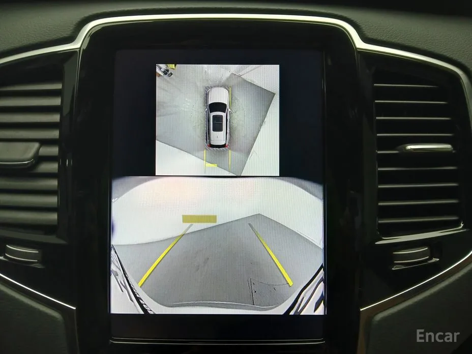 Фото 10 - Volvo XC90