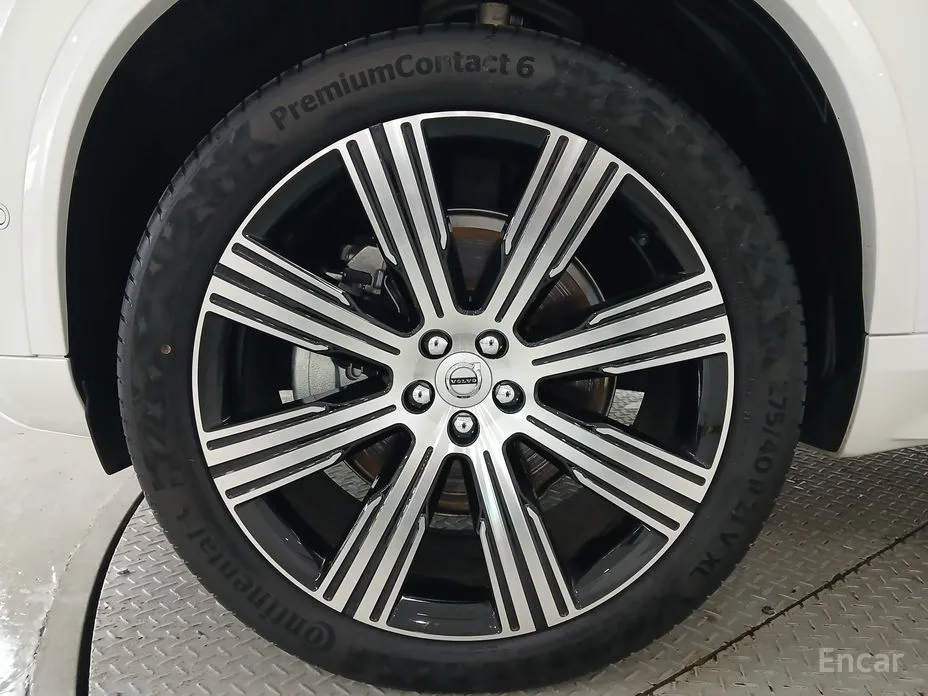 Фото 5 - Volvo XC90