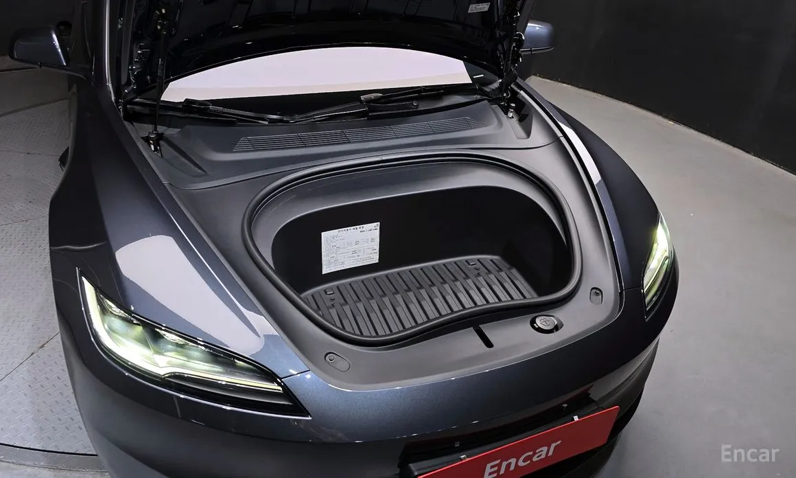 Фото 6 - Tesla Model 3