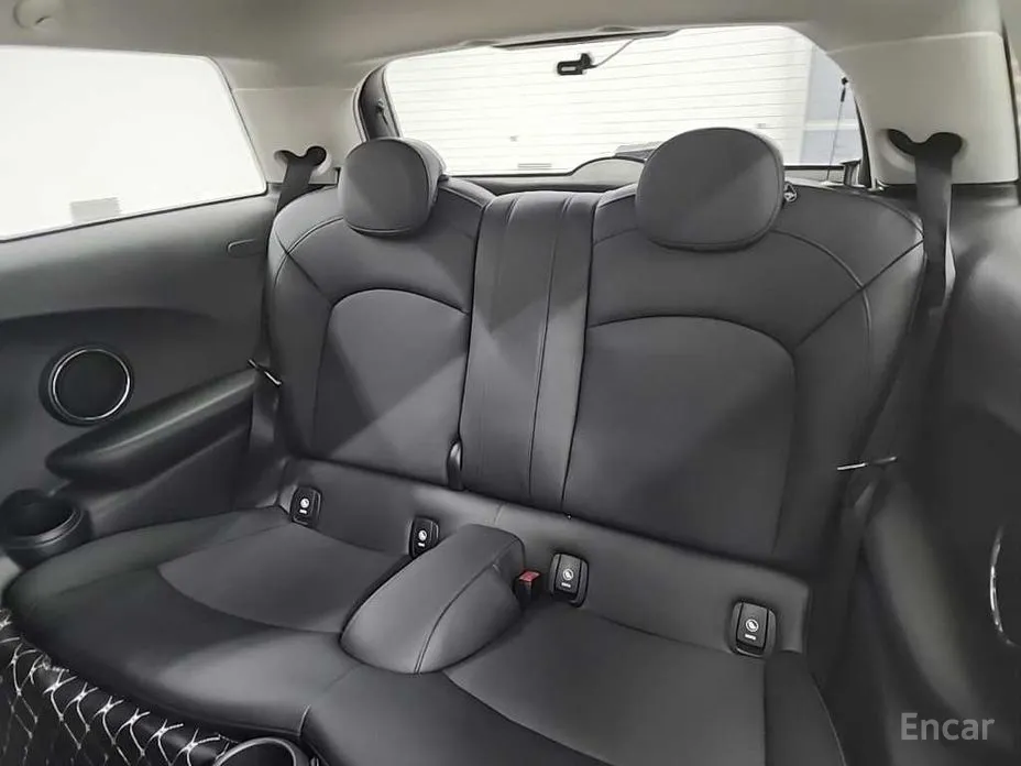 Фото 12 - Mini Cooper