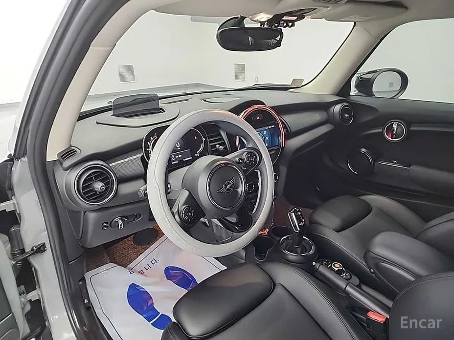 Фото 7 - Mini Cooper