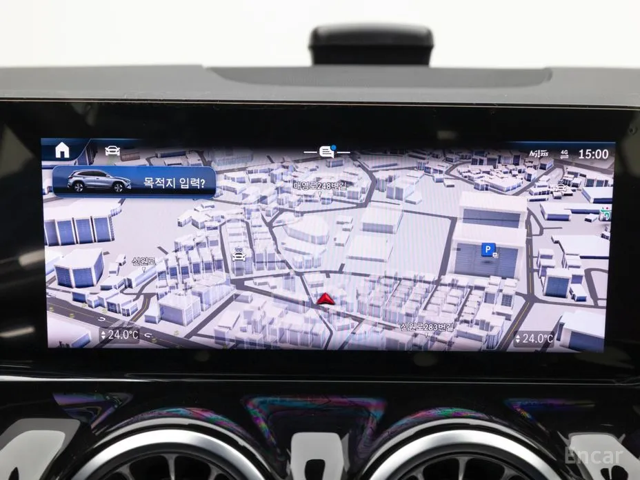 Фото 14 - Mercedes-Benz GLA-Class