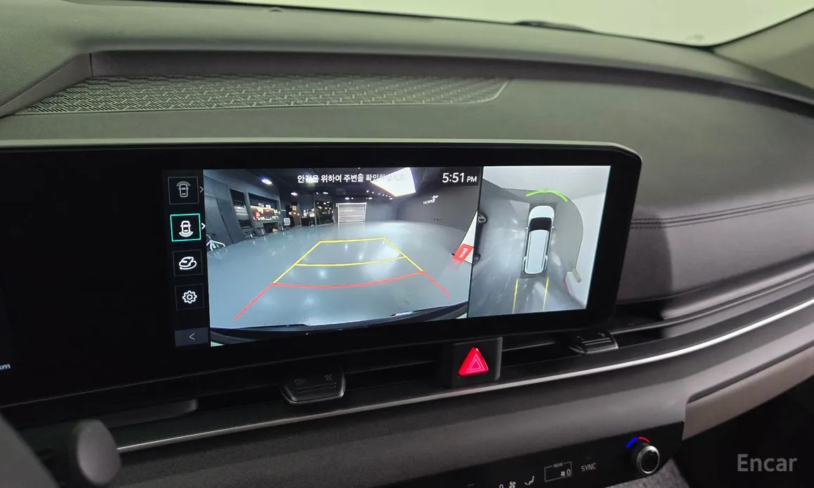 Фото 16 - Kia Carnival