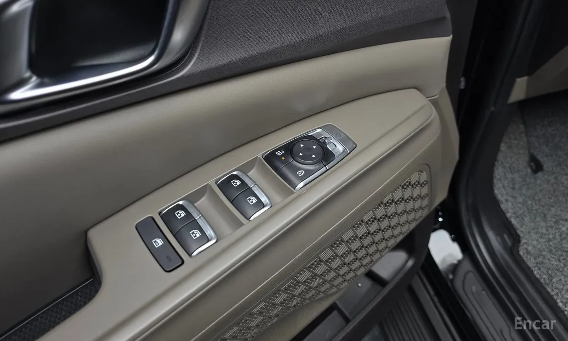 Фото 17 - Kia Carnival