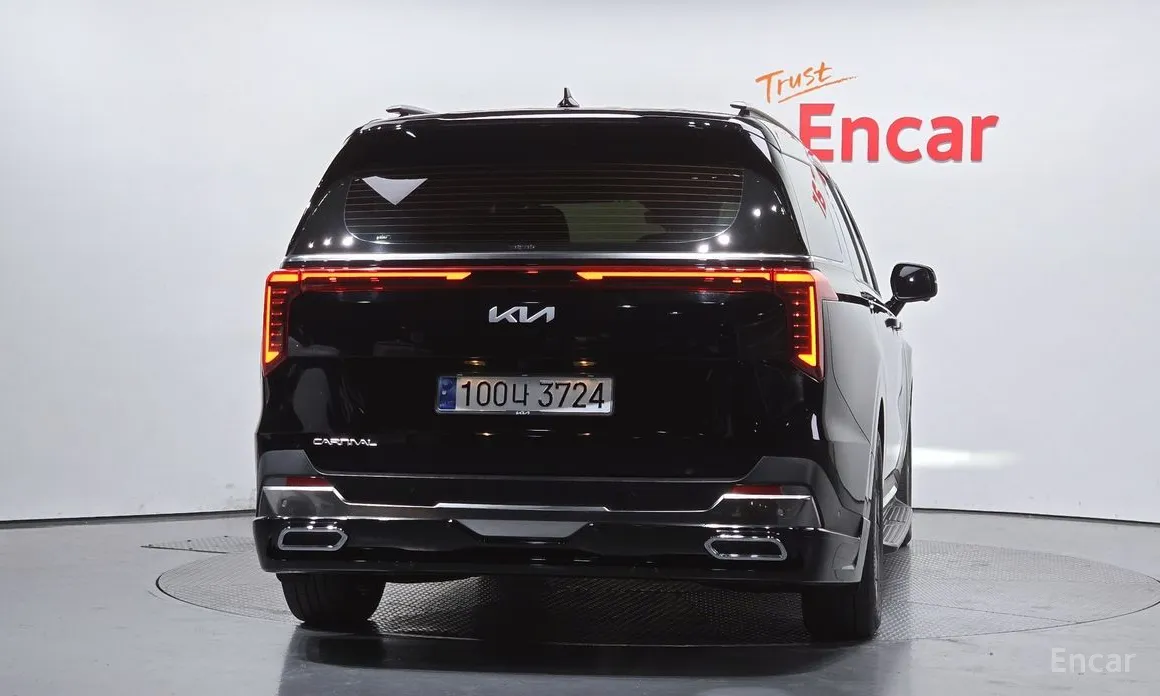 Фото 4 - Kia Carnival