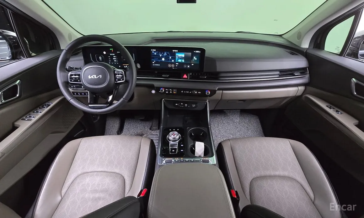 Фото 7 - Kia Carnival