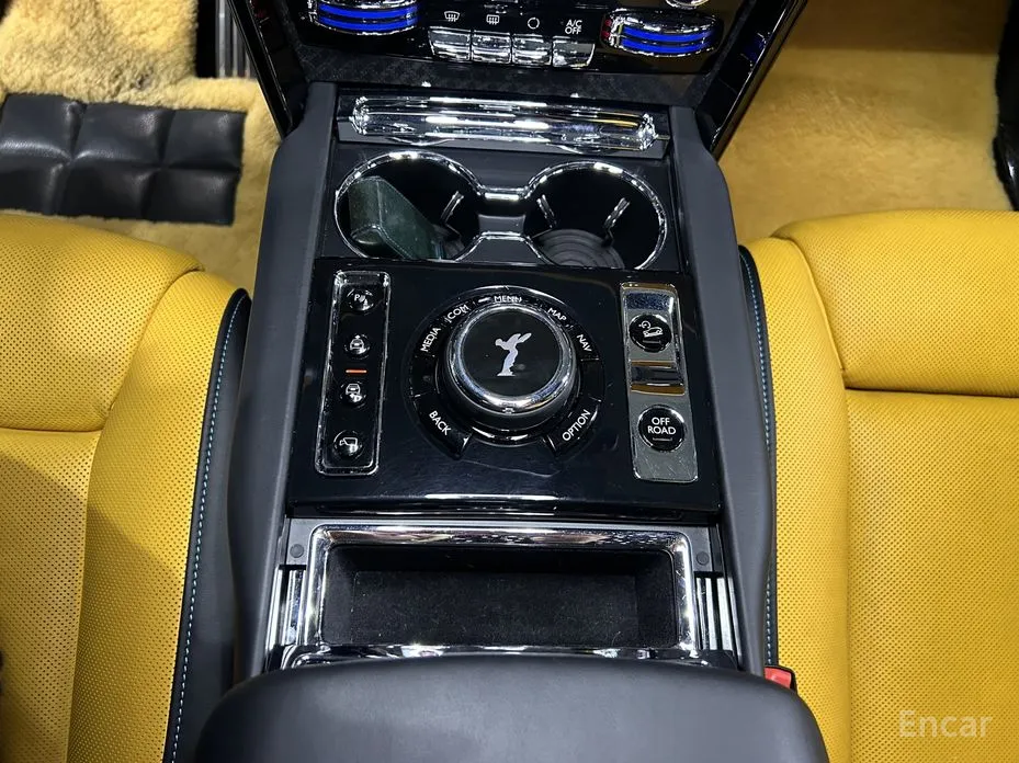 Фото 14 - Rolls-Royce Cullinan