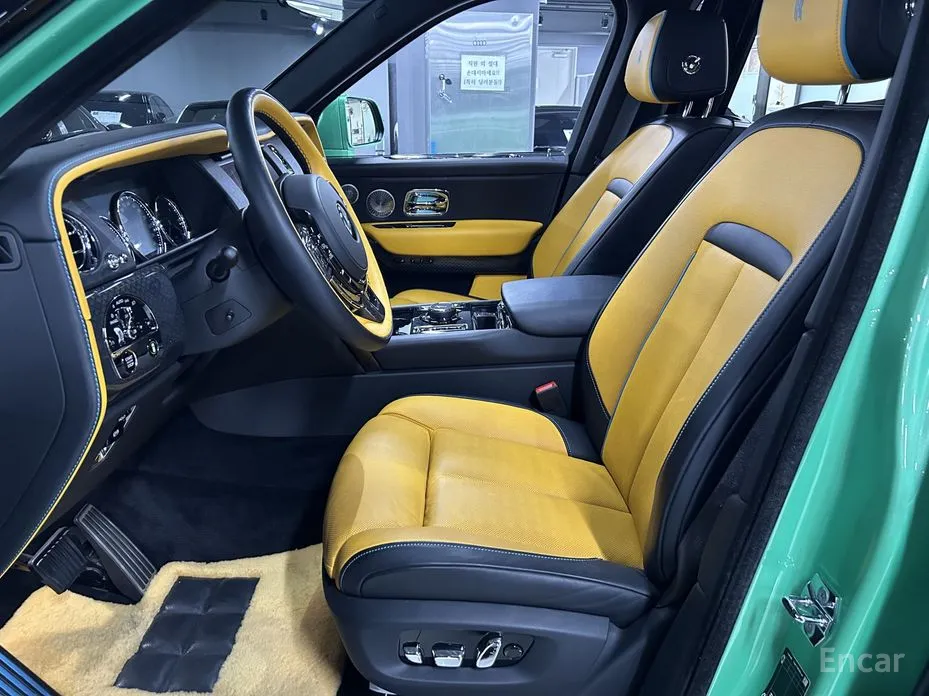 Фото 6 - Rolls-Royce Cullinan