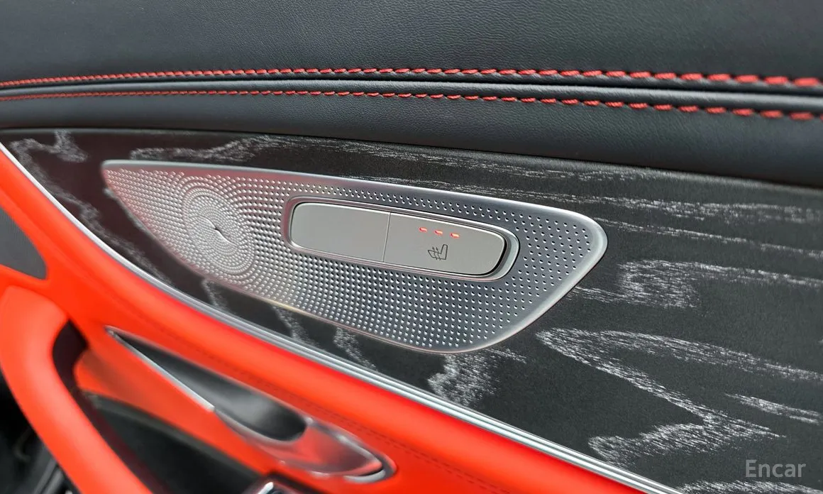 Фото 19 - Mercedes-Benz AMG GT