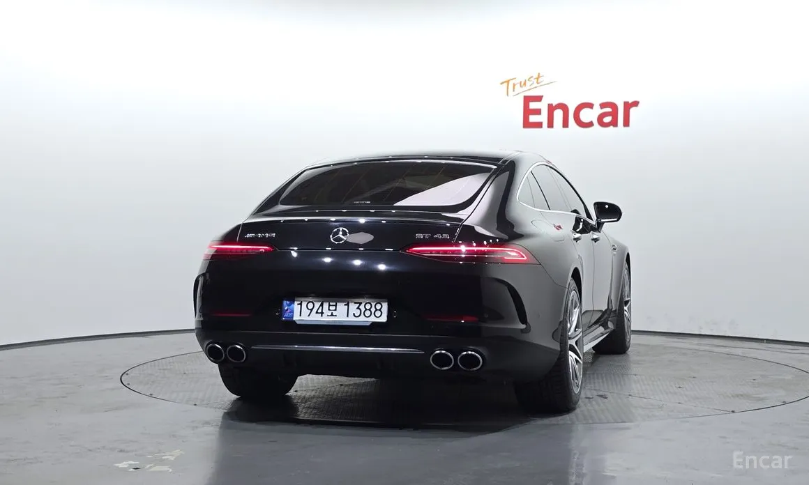 Фото 4 - Mercedes-Benz AMG GT