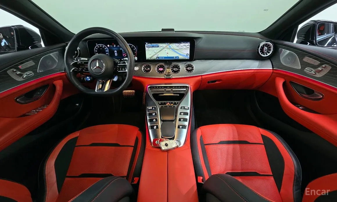 Фото 7 - Mercedes-Benz AMG GT