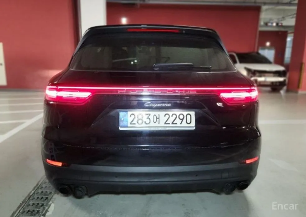 Фото 2 - Porsche Cayenne