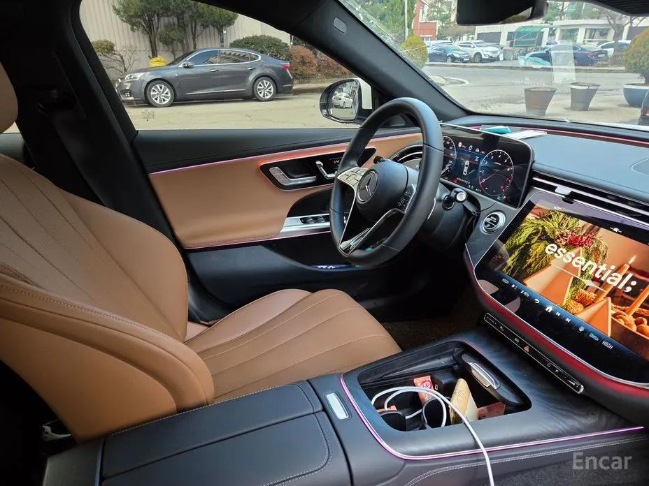 Фото 3 - Mercedes-Benz E-Class