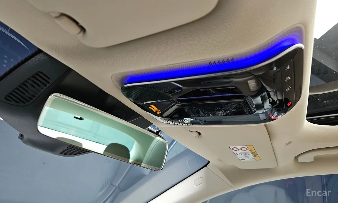 Фото 15 - Mercedes-Benz E-Class