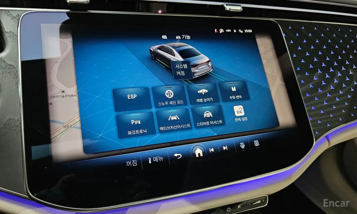 Фото 18 - Mercedes-Benz E-Class