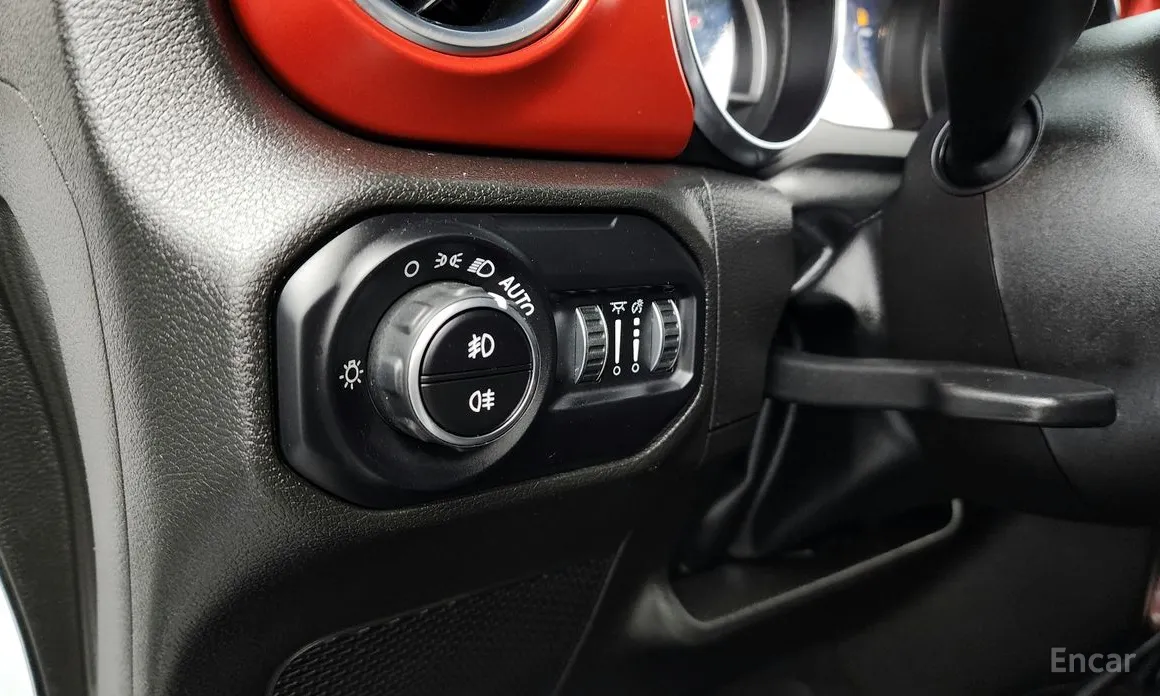 Фото 17 - Jeep Wrangler