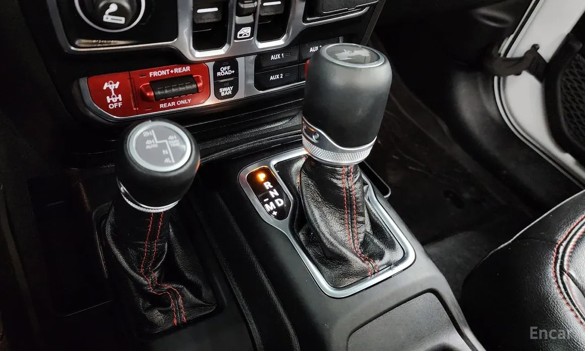 Фото 9 - Jeep Wrangler