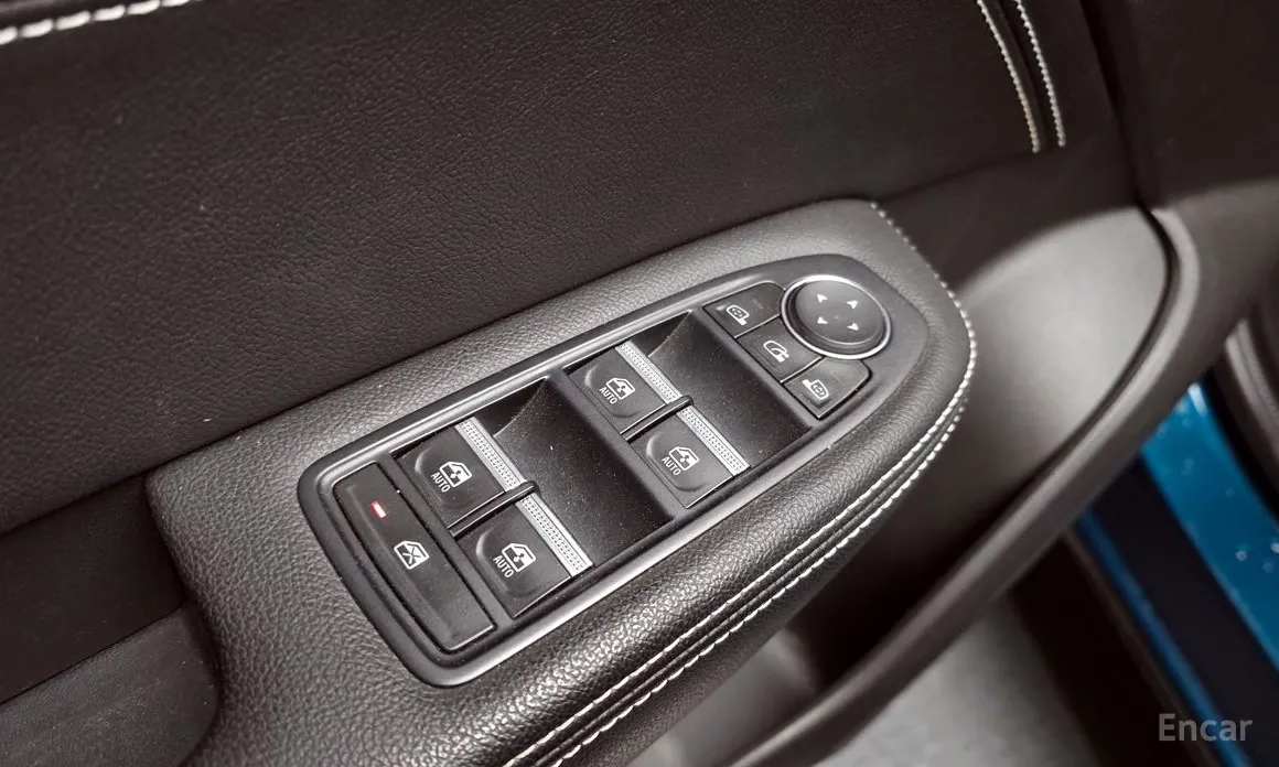 Фото 14 - Renault XM3