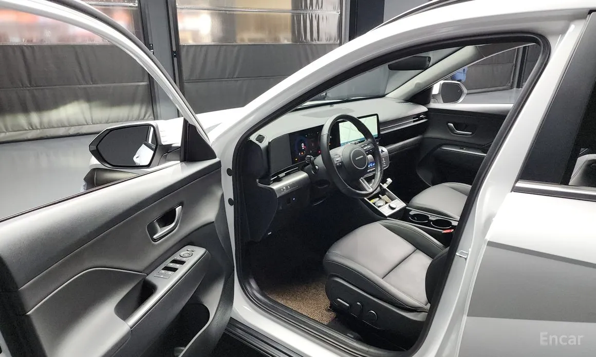 Фото 10 - Hyundai Kona