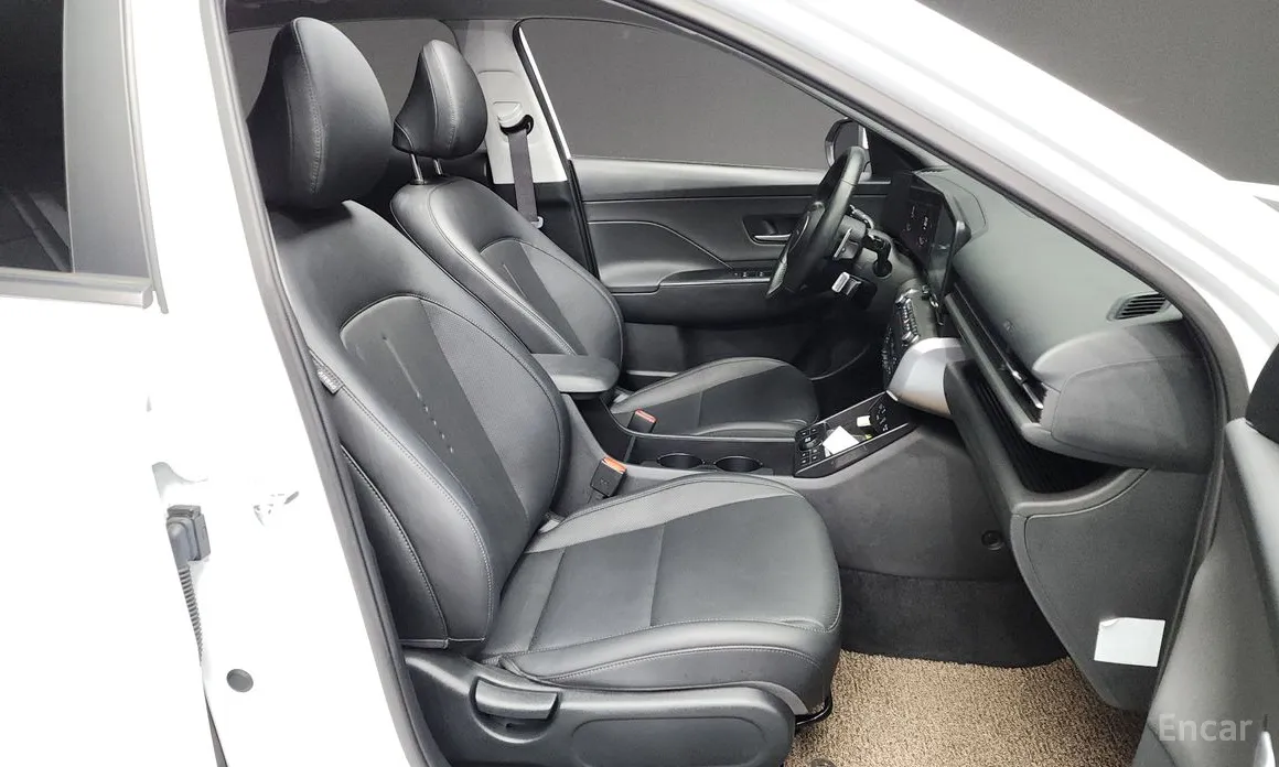 Фото 11 - Hyundai Kona