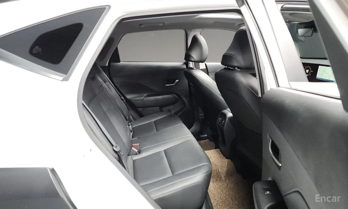 Фото 12 - Hyundai Kona