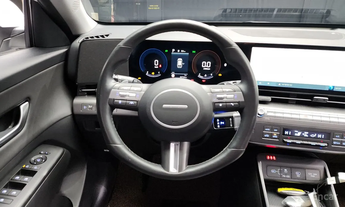 Фото 13 - Hyundai Kona