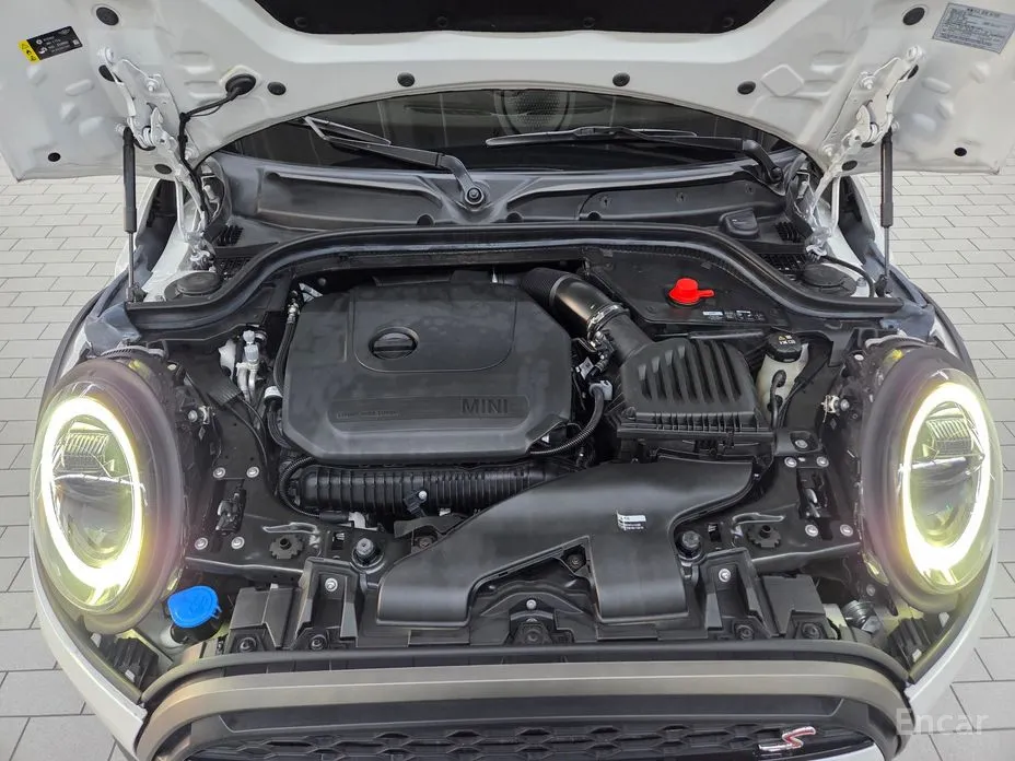 Фото 18 - Mini Cooper Convertible